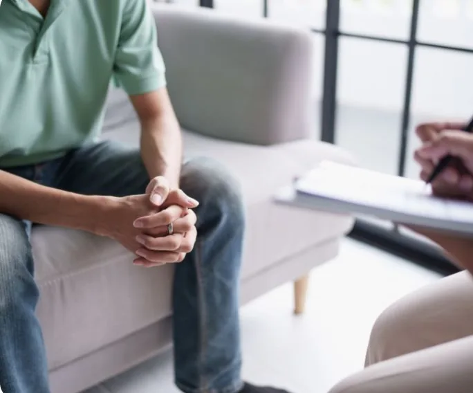 A client talking with a therapist during a counseling session in Gurnee, IL